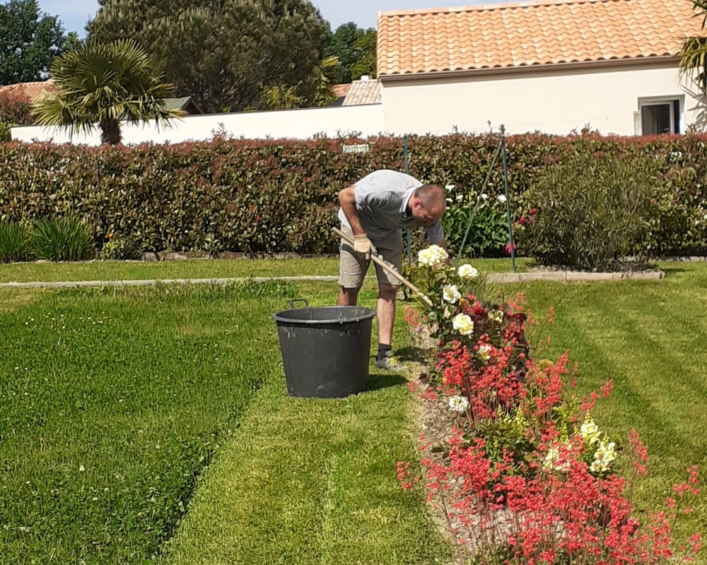Ambiance Jardin Paysagiste La Roche Sur Yon Entretien 1